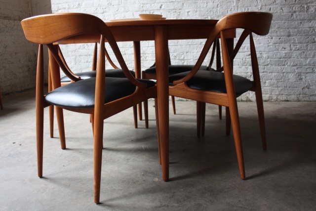 esszimmer stühle-retro teakholz-lackiert möbelideen modern 