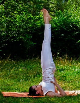schnelle Yoga Übungen abnehmen schnell effektiv