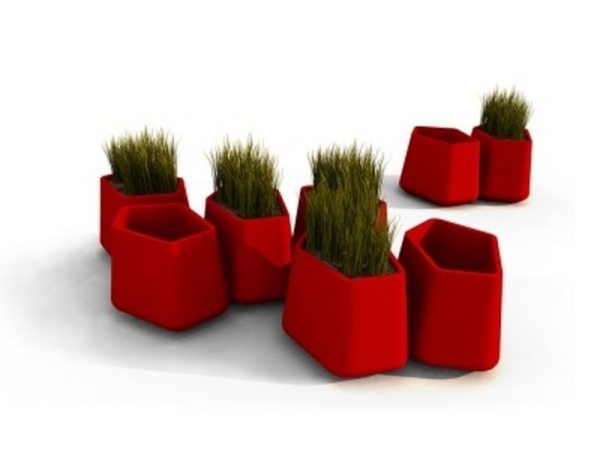 gartengestaltung pflanzgefäße in rot-kunststoff form asymmetrisch
