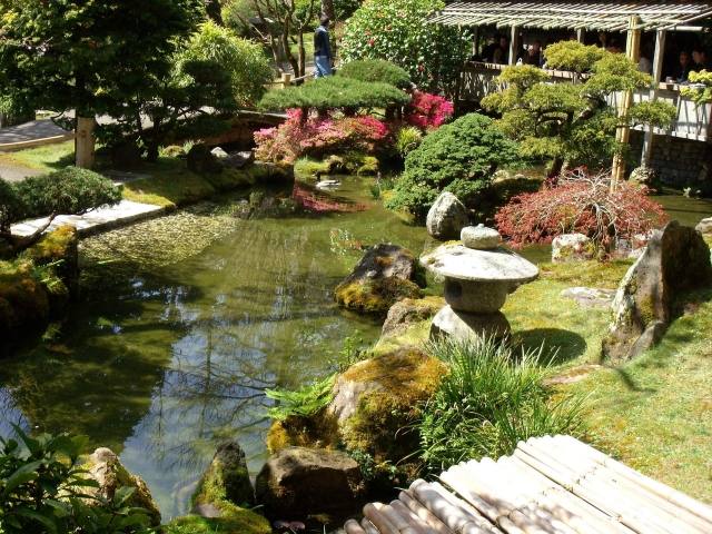 japanischer garten teich steine verschiedener Gartenstile beispiele