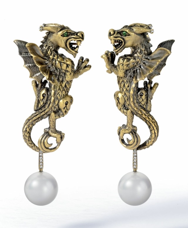 Schmuck Drachen Ohrringe historisch inspiriert Perlen Gold