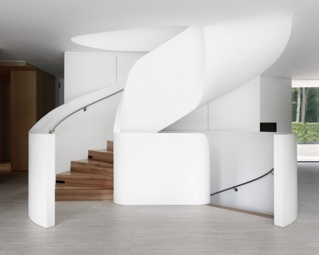 modernes einfamilienhaus einrichtung minimalistisch wirbeltreppe weiß holz