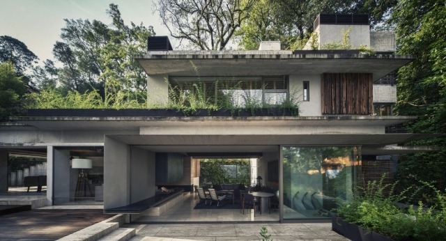 modernes ferienhaus mexiko terrasse glas schiebetüren
