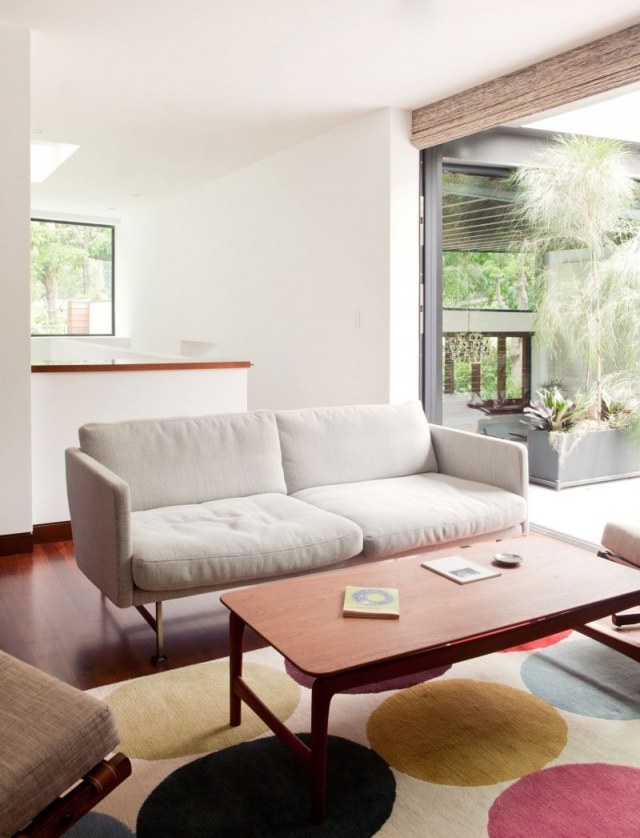 modernes haus wohnzimmer terrasse zedernholz boden möbel
