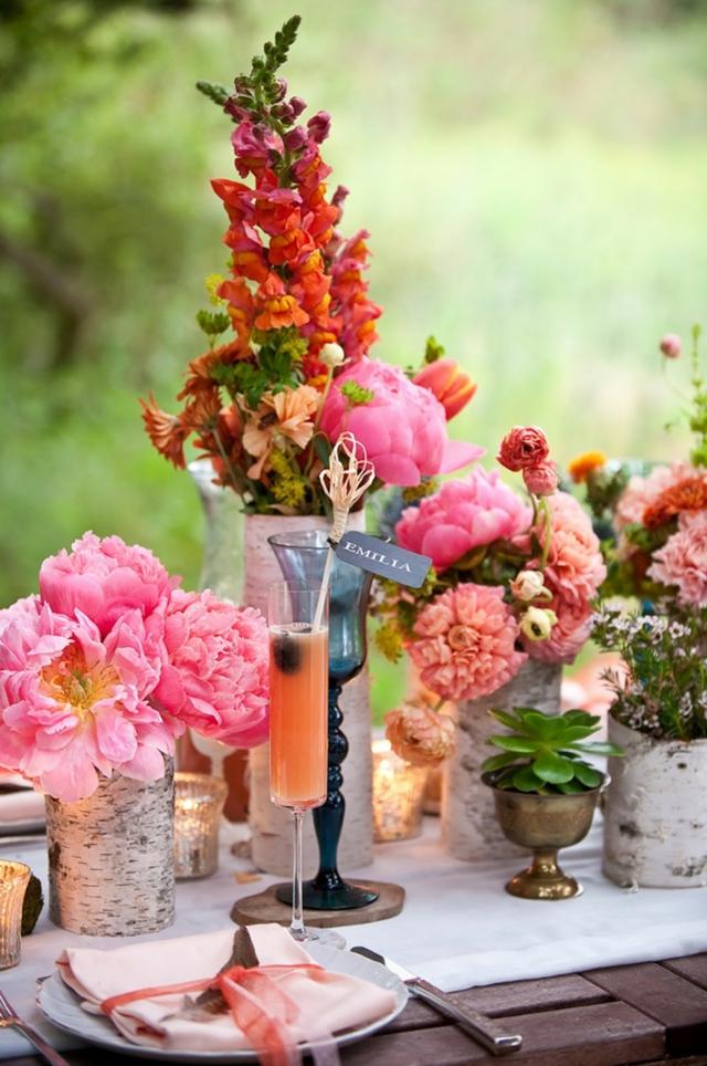 frische Blumen Tisch Tafeldeko Windlichter romantisch vintage