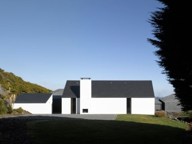 umbau eines wohnhauses irland küste Níall McLaughlin Architects