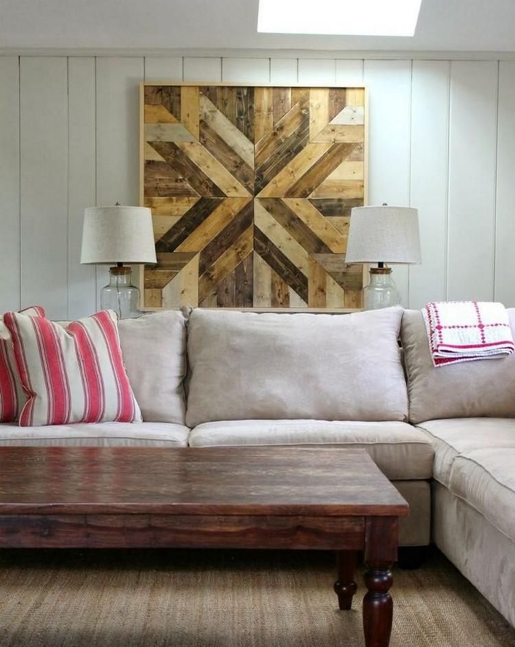 Wandkunst aus recyceltem Holz hinter-sofa-wohnzimmer