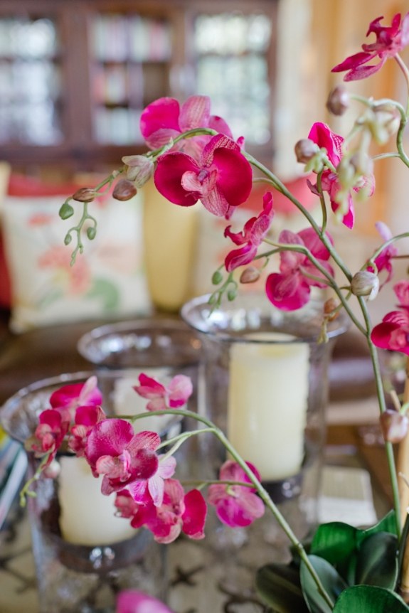 rosa orchideen kerzen schön atmopshäre deko kissen
