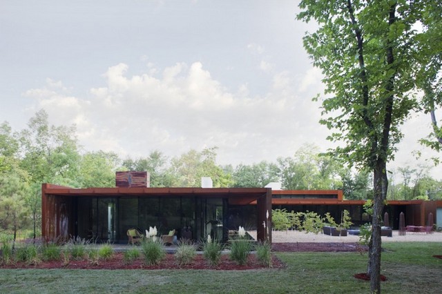 Bauweise minimalistisch Einfamilienhaus Projekt offener Grundriss Glasfassade