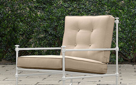 Catalina-Lounge-sessel-aluminium-weiss-beige-sitzkissen