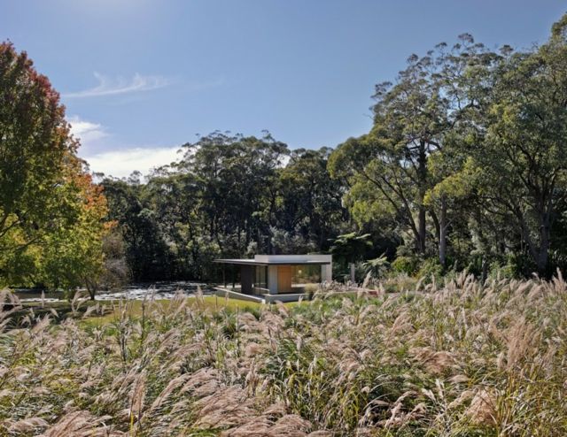Ferienhaus Feld Wald schöne Architektur minimalistisch 