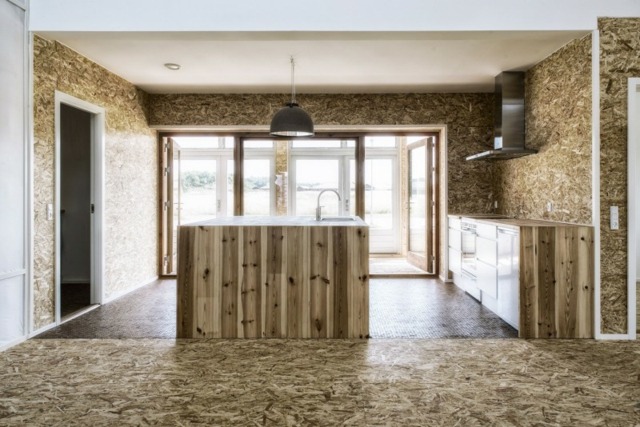 Sanierung Isolierung Haus Küche Holzmöbel Küchenzeile