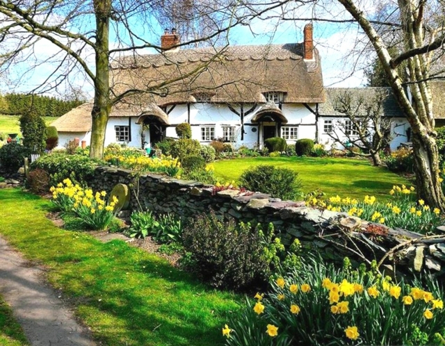 Landhausstil Garten Gestaltung Ideen Blumen Frühling