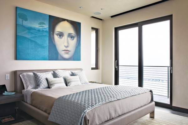 Modernes Passivhaus schlafzimmer portrait groß hell bettwäsche 