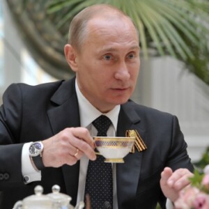 Präsident-von-Russland-welt-bekannt-tee-trinken-75-milliarden-ofiziell