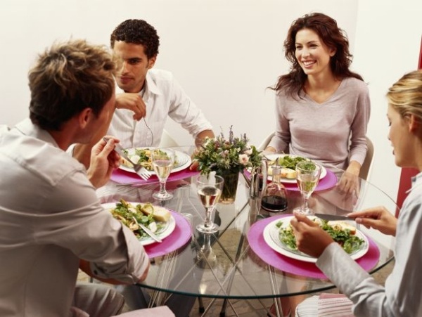 Restaurant Tisch abendessen wie gesund essen