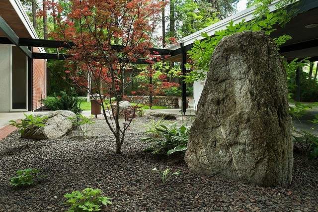 Ideen kleine Bäume Stauden Garten japanischer Stil