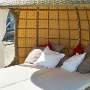 Tagesbett Lounge Möbel Garten Bett Polsterung Sonnenschutz Dekokissen