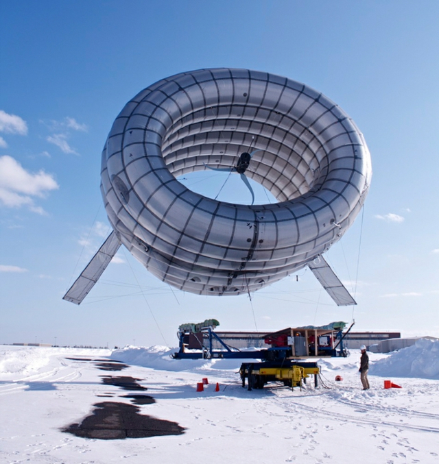 Windkraftanlage Prototyp testen Alaska USA Helium gefüllte Umhüllung