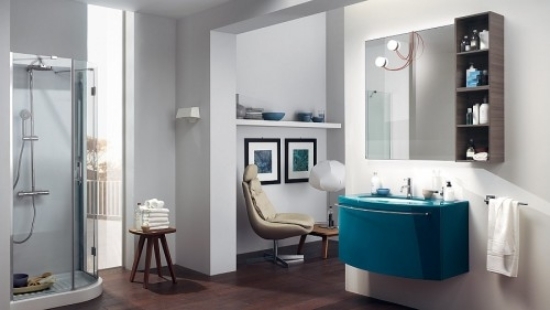badezimmer-möbel waschbeckentisch blau-duschkabine