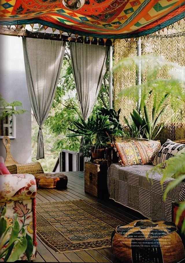 boho chic terrasse dekor gardinen sofa ottoman