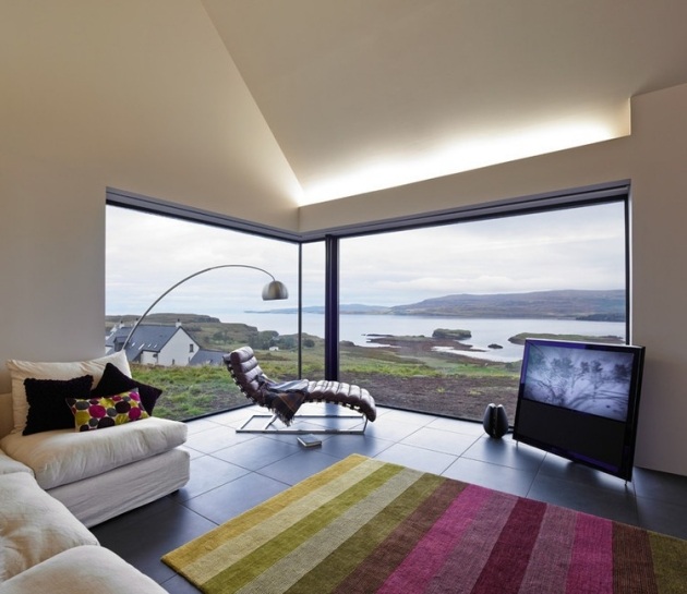 deckengestaltung dachschräge panoramafenster relaxsessel