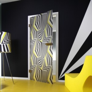 design-glasturen-lars-contzen-schwarz-gelb-geometrisch-avantgardistisch