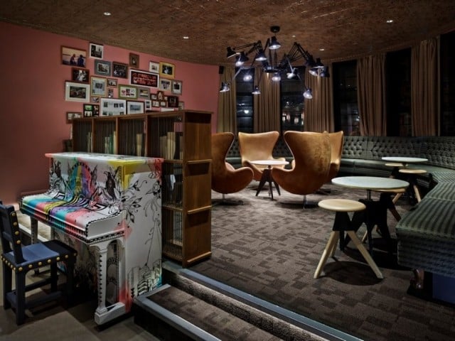generator london hostel renovierung eklektische einrichtung lounge bereich