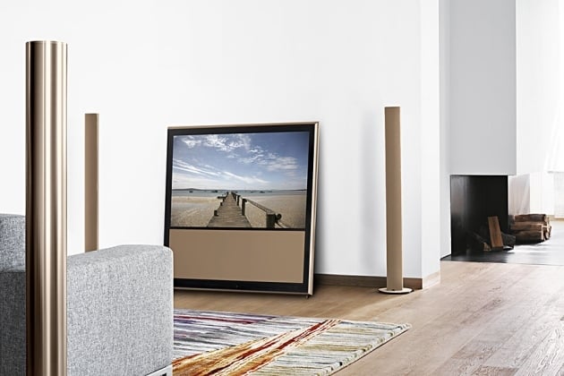 hi-tech ausstattung fernseher soundsystem wohnzimmer