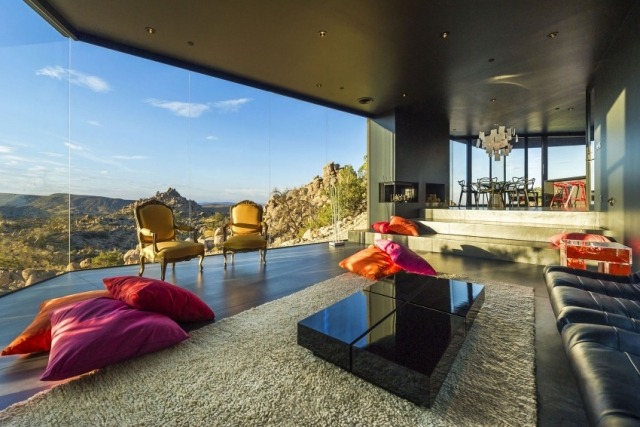 modern wohnzimmer panoramablick loft stil shaggy teppich couchtisch barockstühle