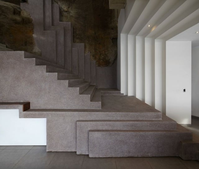 Innenarchitektur Treppe Wandgestaltung Stein Ideen
