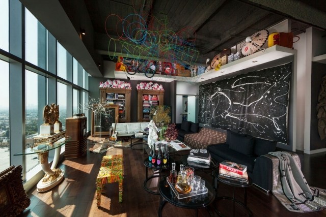 penthouse wohnung eklektischer stilmix abstraktes design pendelleuchte dekoriert