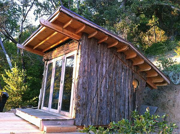 Gartenhaus unbehandeltes Holz selbst gebaut cooles Pultdach
