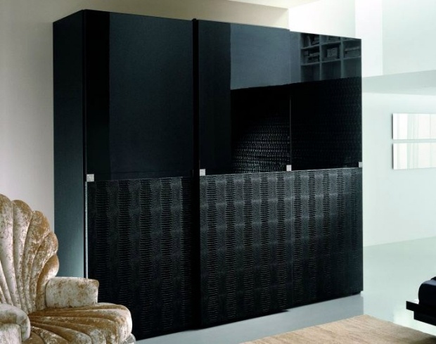 luxuriöser schwebetürenschrank design-schwarz texturierte oberfläche