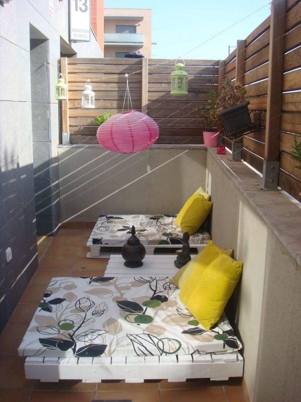 terrasse balkon-aus-holzpaletten möbel selber machen