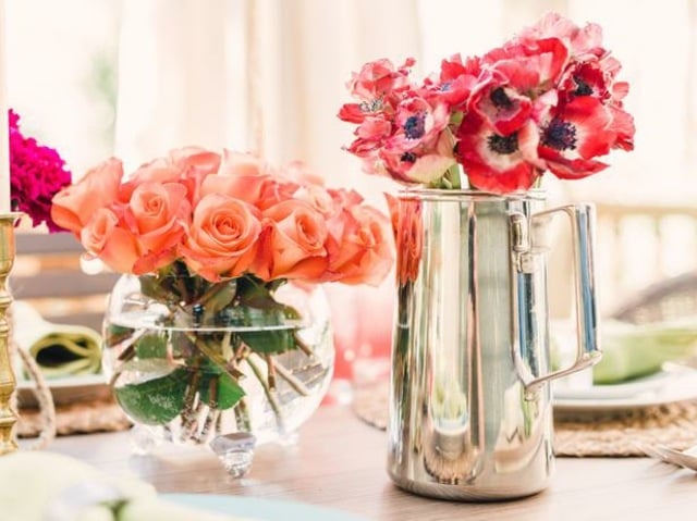 romantisch vintage Stil Blumen Tisch Rosen