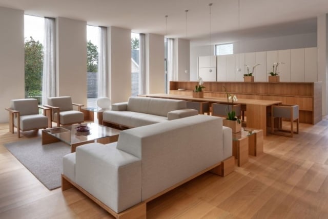 wohnzimmer design modern holz warm graue polstermöbel