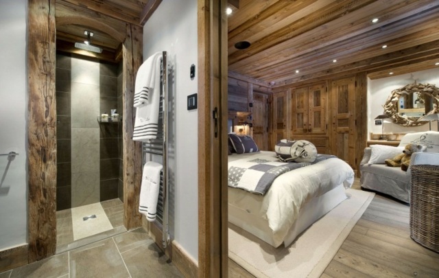 Fliesen verkleidet Gästezimmer Luxus Chalet Alpen