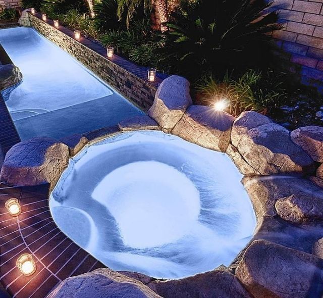 Runder Pool-Umrandet mit Steinen-geglättet-Garten Design-Ideen