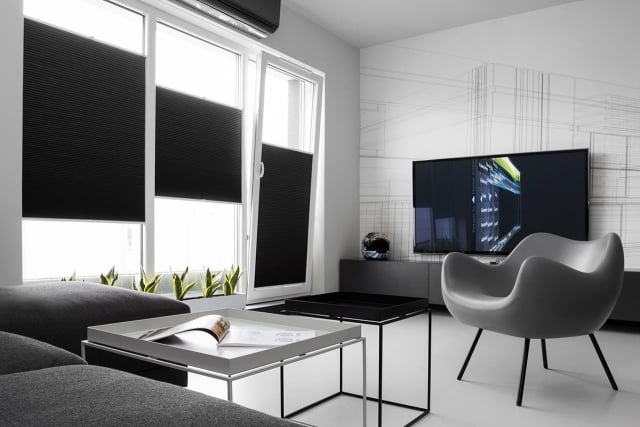 Designer Wohnung-schwarz weiß-grau sessel metallgestell schwarze-jalousien