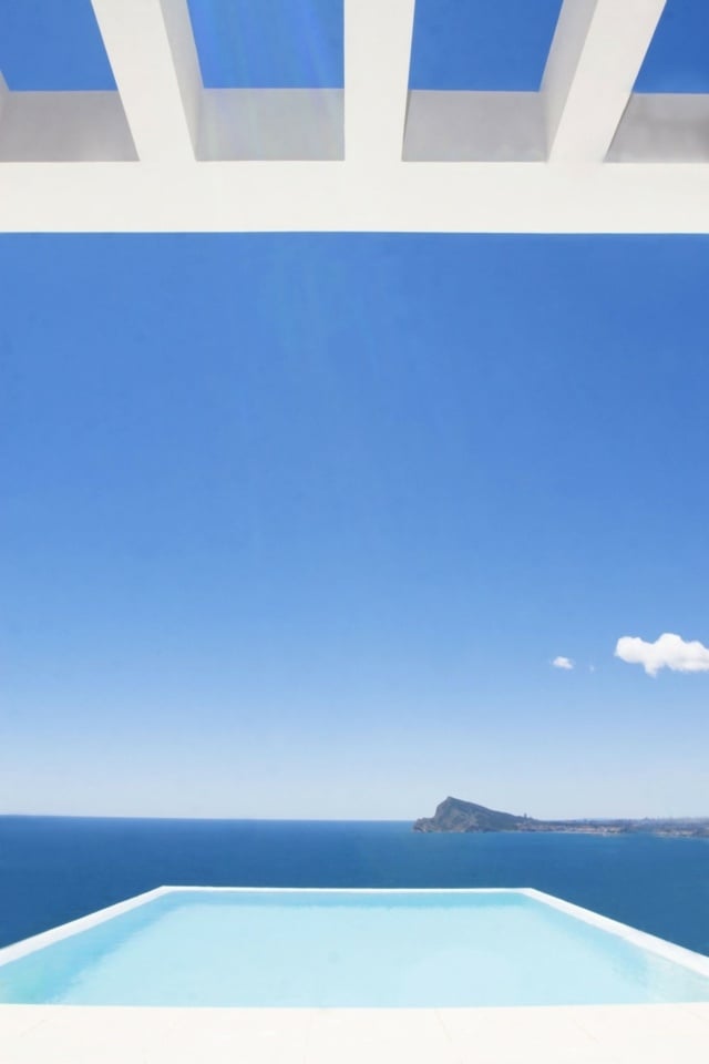 Mittelmeer Stil schöner Blick Terrasse blau Himmel ohne Wolken