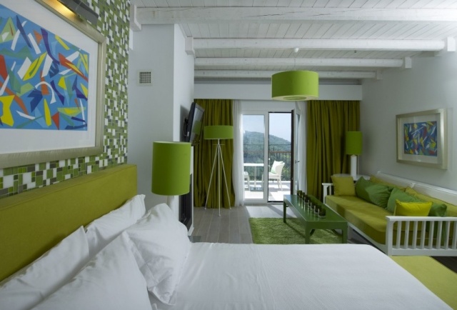 Salvator-Luxus-Villen-Schlafzimmer-Wanddekorationen-Farbgestaltung-grün-weiss