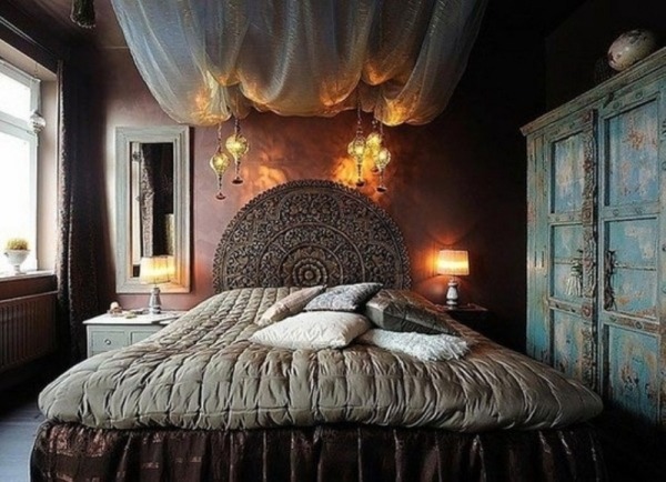 Schlafzimmer Einrichtung Gothik Elemente Designer Bett-Himmel