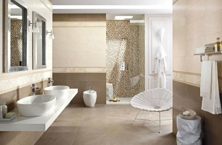 badfliesen-ideen-beige-duschkabine-mosaiksteine-doppelwaschtisch-waschbecken-spiegel-modern-weiss