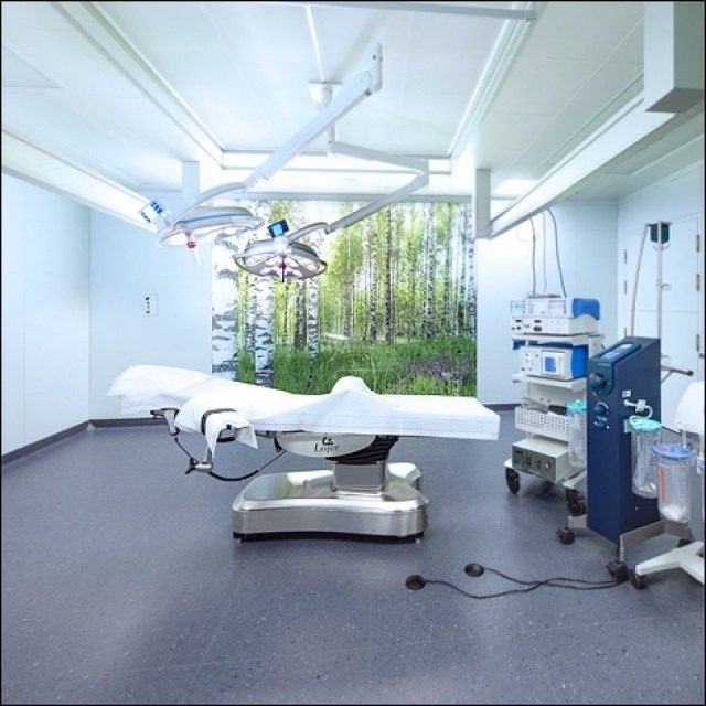 chirurgie-kabinett-messgeräte-gemütliche-atmosphäre-beleuchtung