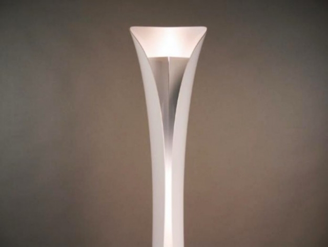 design leuchten artemide standleuchte-cadmo weiß indirektes licht