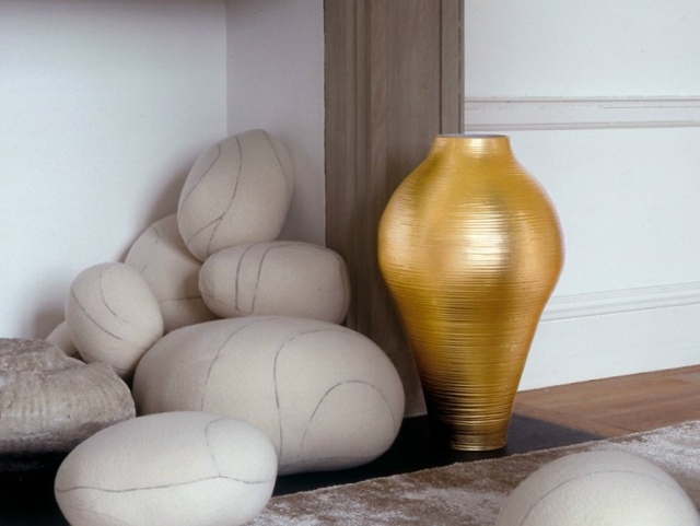 keramik bodenvase gold B&B Italia design deko blickfang