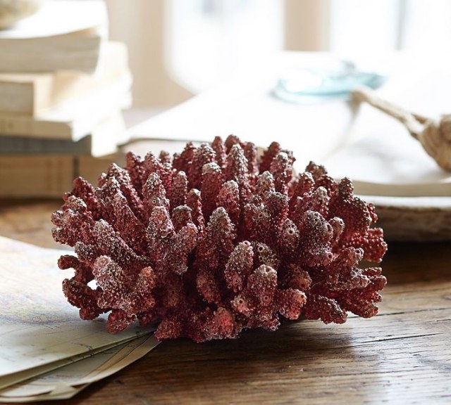 kuenstliche-rote-koralle-dekorativ