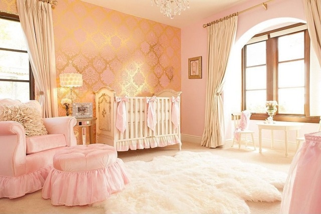luxus babyzimmer mädchen rosa gold tapete barockmuster
