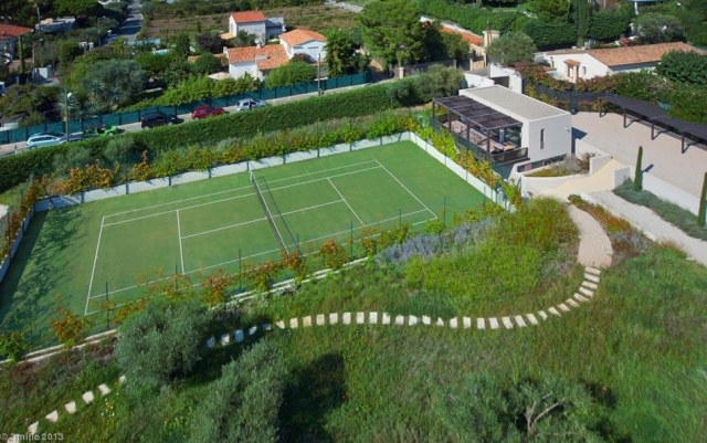 luxus-ferienvilla frankreich Cap dAntibes privater tennisplatz